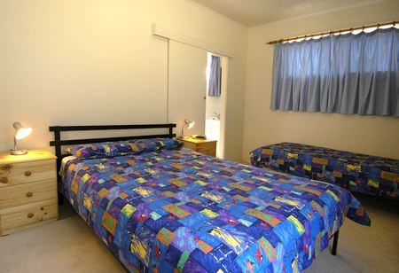 Island Coastal Units - Accommodation Australia 2