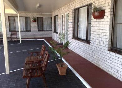 Sapphire City Motor Inn - Australia Shopping 1