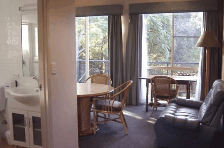 Caboolture Riverlakes Motel - Local Tourism 5