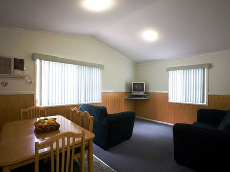 Perth Vineyards Holiday Park - Accommodation Australia 4