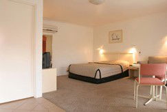 Argyle Terrace Motor Inn - Australia Shopping 2