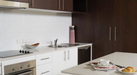 Quality Suites Clifton On Northbourne - Accommodation Australia 3