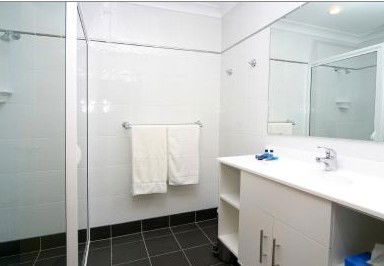 Best Western Sunseeker Motor Inn - Australia Shopping 3