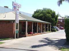 Yambil Inn Motel - Accommodation Australia 0