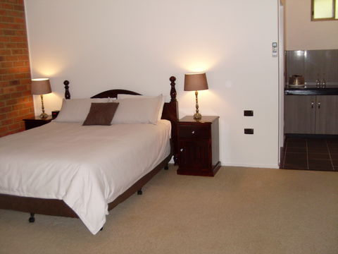 Federation Motor Inn - Accommodation Australia 3