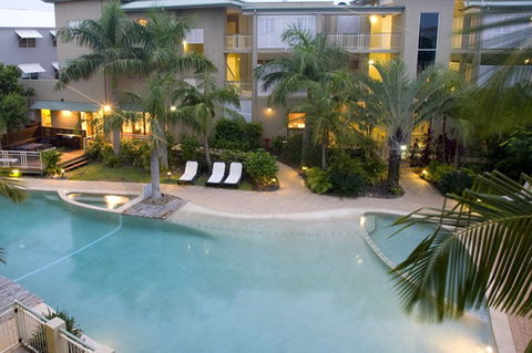 Colonial Resort Noosa - Local Tourism 3