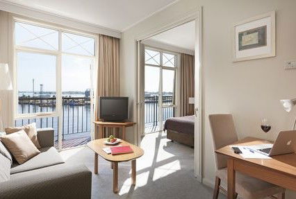 Crowne Plaza Newcastle - Local Tourism 1