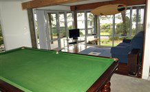 Surf House Narrawallee - Accommodation Australia 3