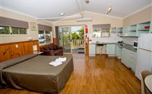Paddys River Cottage Retreat - Accommodation Australia 5