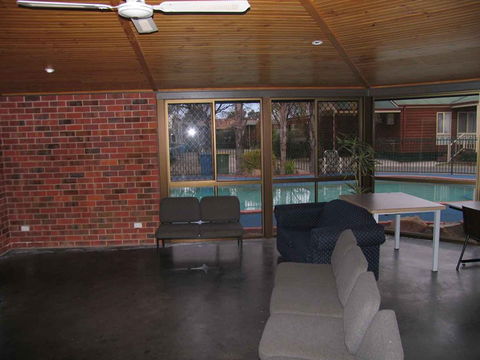 Albury-Wodonga YHA - Accommodation Australia 6