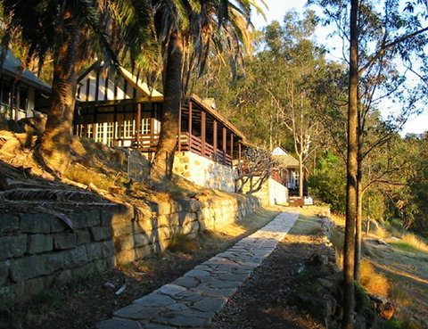 Sydney - Pittwater YHA - Australia Shopping 1