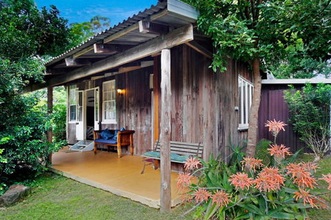 Noosa Avalon Farm Cottages - Local Tourism 12