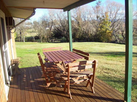 Colonial Inn Guest Rooms - Local Tourism 6