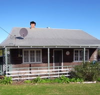 Pemberton YHA - Australia Shopping