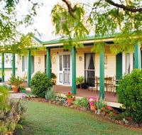 Birdhouse Cottage and Bed and Breakfast - Local Tourism