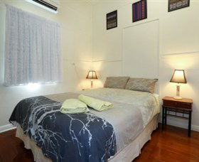 Holiday House At Cook Street Townsville - Accommodation Australia 0