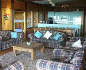 Byfield Mountain Retreat - Local Tourism 3