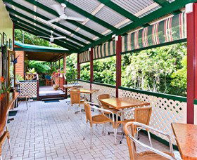 Red Mill House In Daintree - Australia Shopping 2