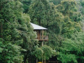 Secrets On The Lake - Local Tourism 0