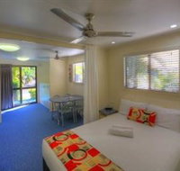 Alex Beach Cabins and Tourist Park - Accommodation Australia