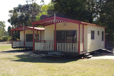 Halls Gap Gardens Caravan Park - Local Tourism 2