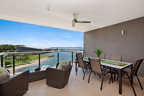 Akuna Waterfront - Accommodation Australia 6