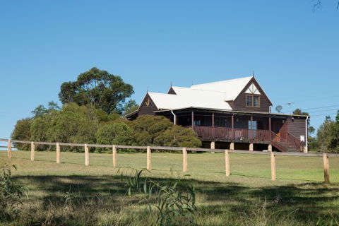 Elderslie House - Local Tourism 1