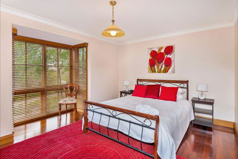 Elderslie House - Local Tourism 6
