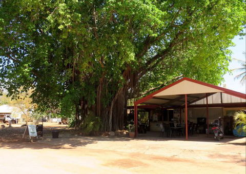 Bitter Springs Cabins And Camping - Local Tourism 0