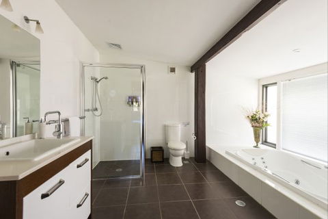 Elderslie House - Local Tourism 151