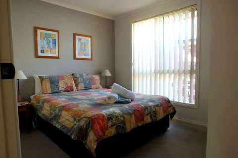 Captain's Quarters Bermagui - Accommodation Australia 2