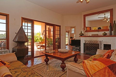 Elderslie House - Local Tourism 93