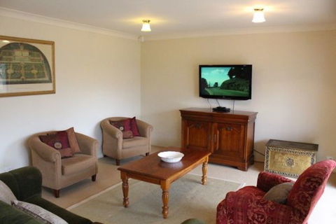 Elderslie House - Local Tourism 54