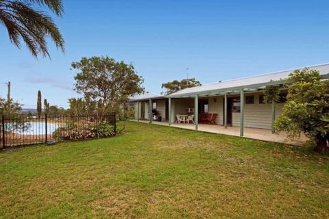 Elderslie House - Local Tourism 58
