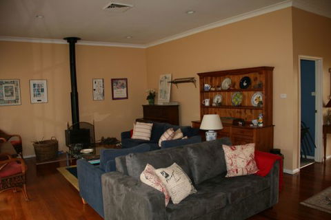 Elderslie House - Local Tourism 61