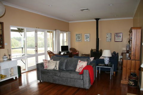Elderslie House - Local Tourism 62