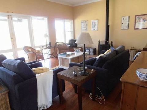 Elderslie House - Local Tourism 66