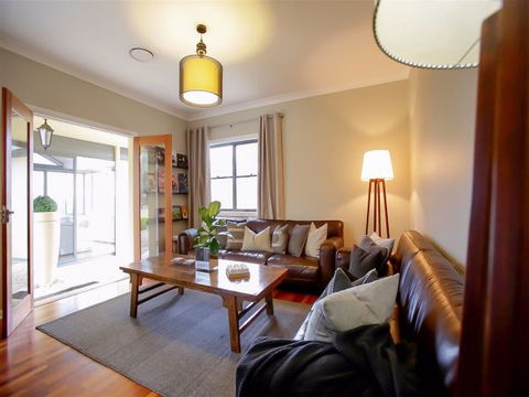 Elderslie House - Local Tourism 145