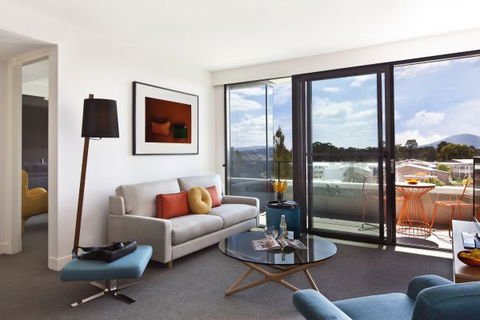 East Hotel + Apartments - Local Tourism 3