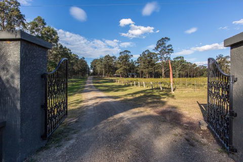 Elderslie House - Local Tourism 135