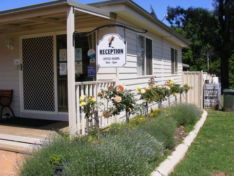 Fossickers' Tourist Park - Accommodation Australia 1