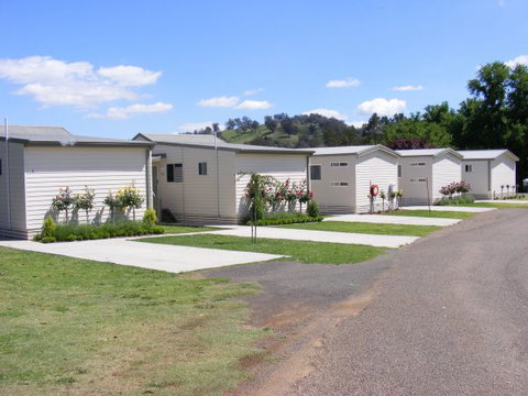Fossickers' Tourist Park - Accommodation Australia 2