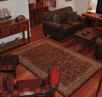 The Pommy Tree Bed and Breakfast - Local Tourism