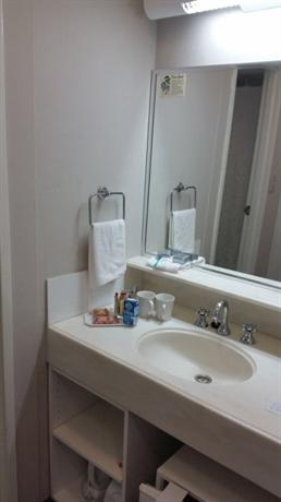 Beachcomber Hotel And Conference Centre - Accommodation Australia 0