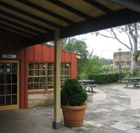 Surveyor General Inn - Accommodation Australia