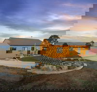 Majestic View Cottages - Local Tourism