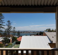Newcastle Terraces and Apartments - Harbourside Apartment - Accommodation Australia