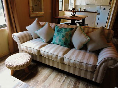 The Guesthouse: Hill End - Local Tourism 4