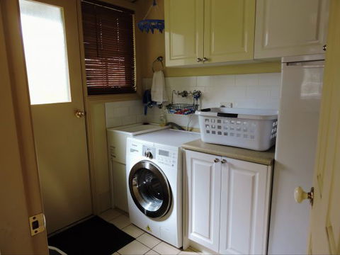 The Guesthouse: Hill End - Local Tourism 10