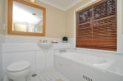 Elderslie House - Local Tourism 17